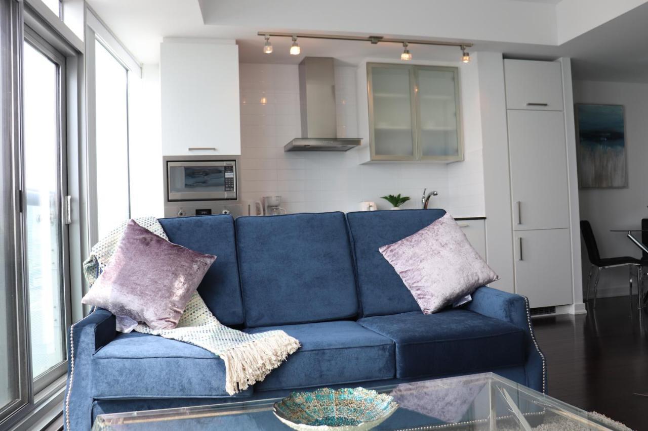 Aaira Suites Toronto Extérieur photo