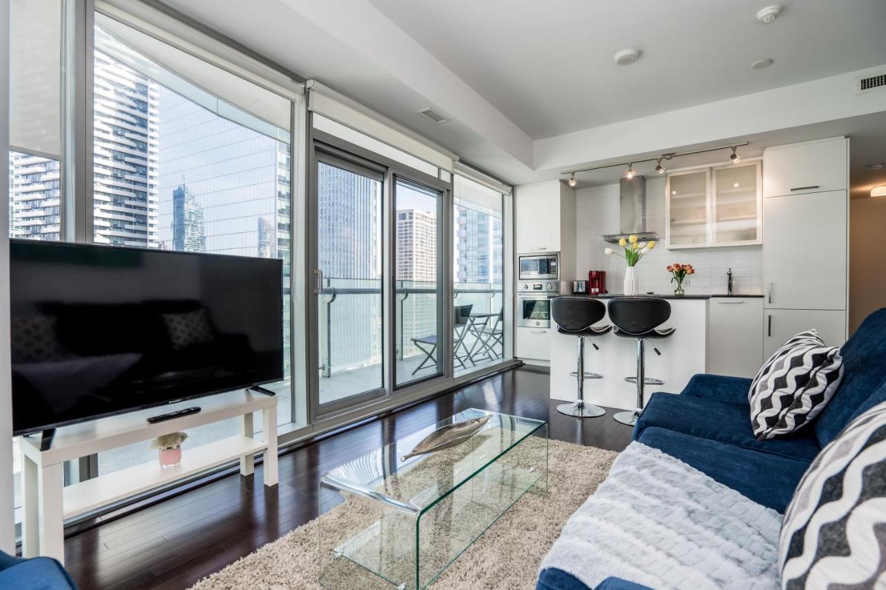 Aaira Suites Toronto Extérieur photo