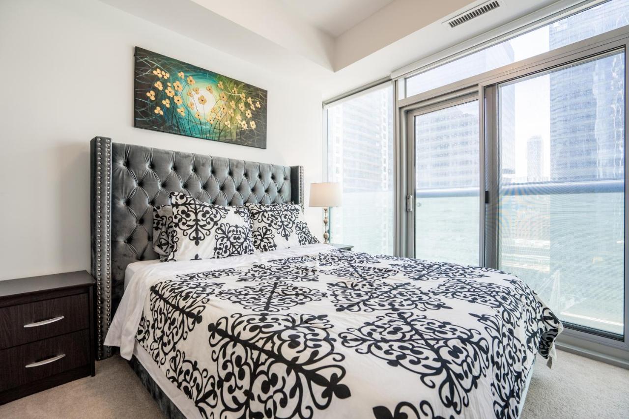 Aaira Suites Toronto Extérieur photo