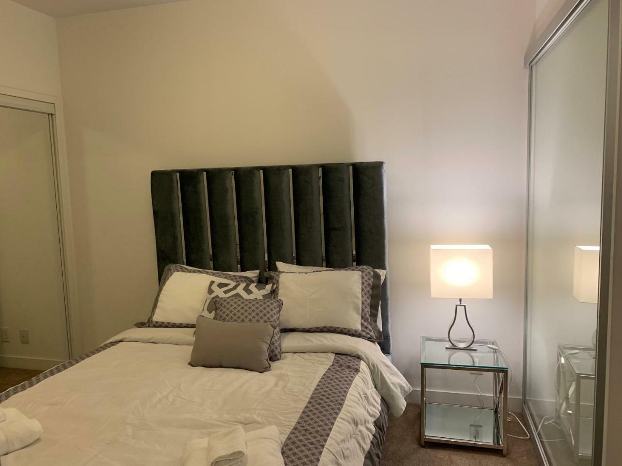 Aaira Suites Toronto Extérieur photo