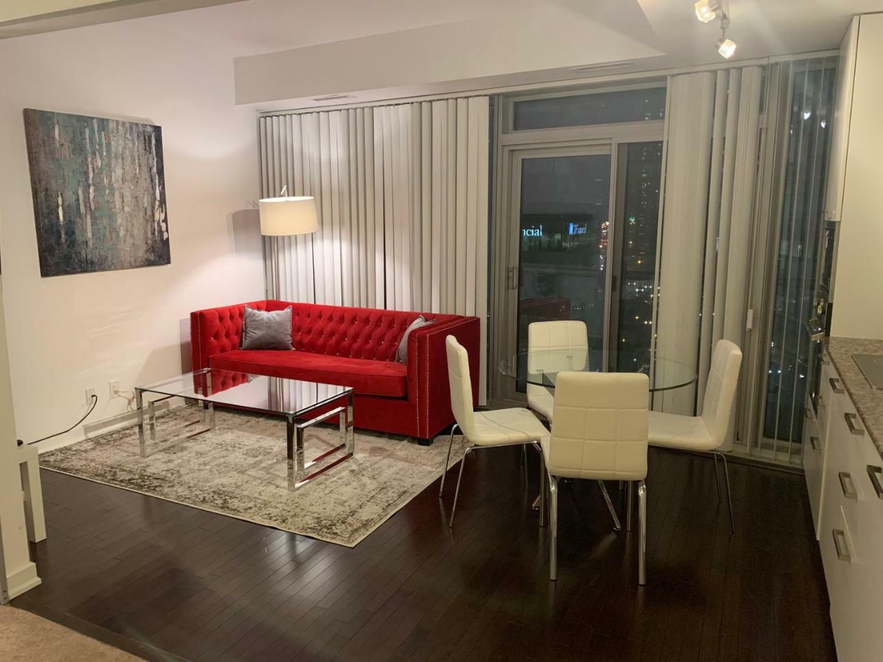 Aaira Suites Toronto Extérieur photo