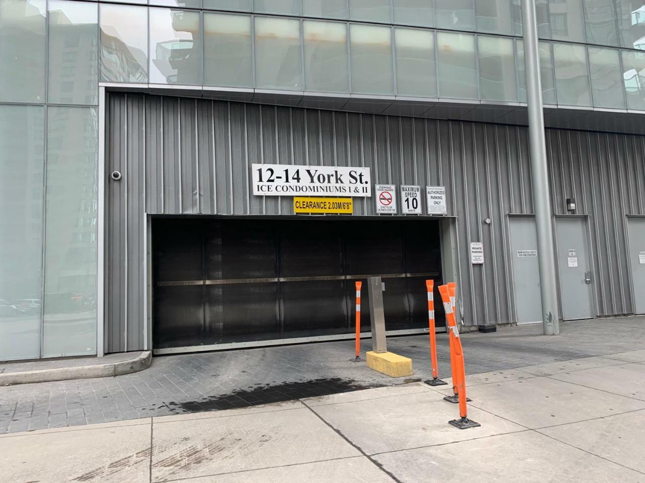 Aaira Suites Toronto Extérieur photo