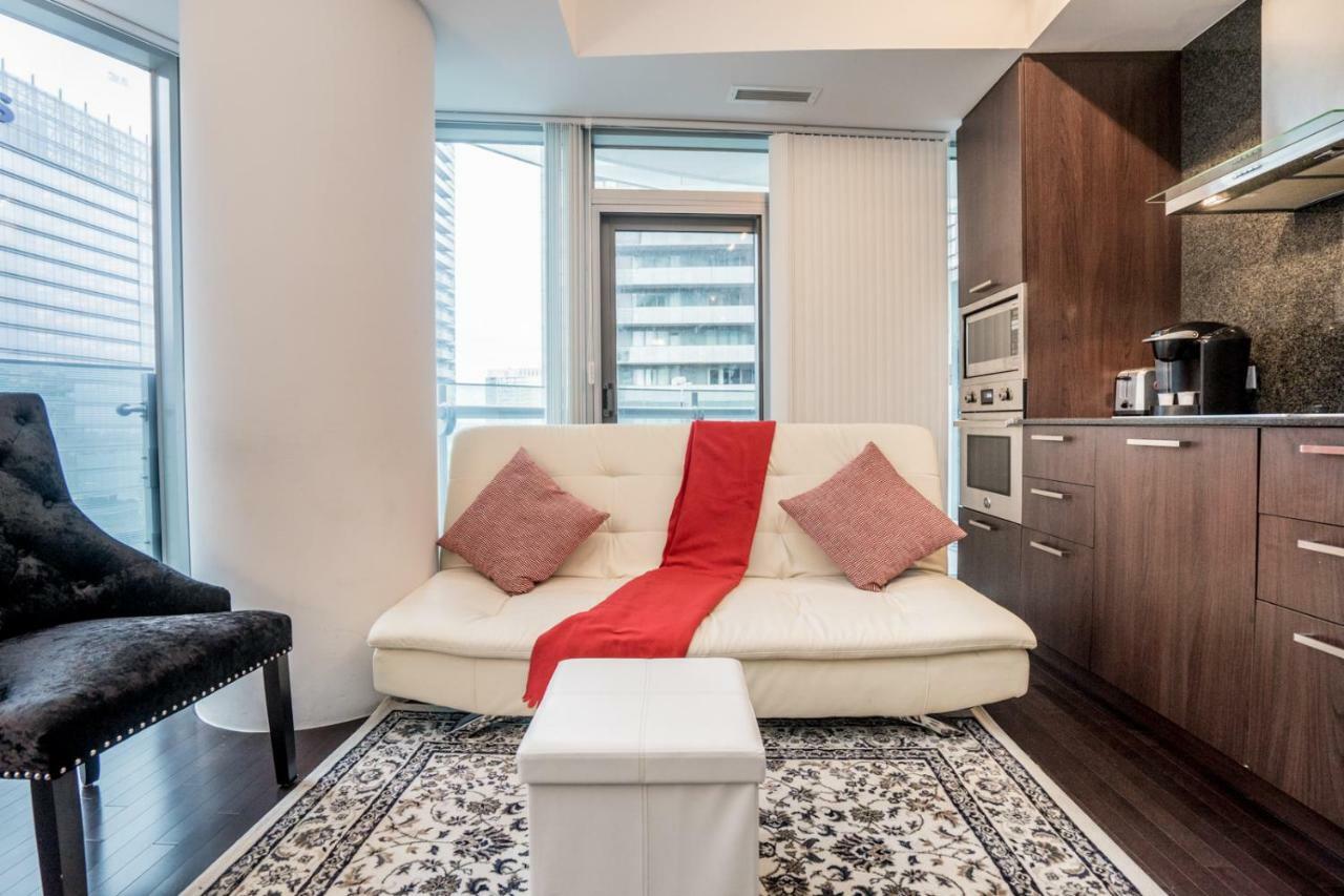 Aaira Suites Toronto Extérieur photo