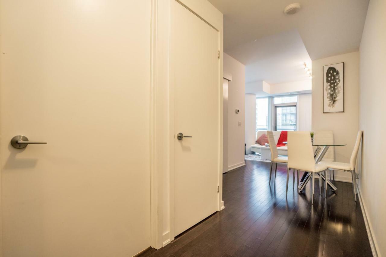 Aaira Suites Toronto Extérieur photo