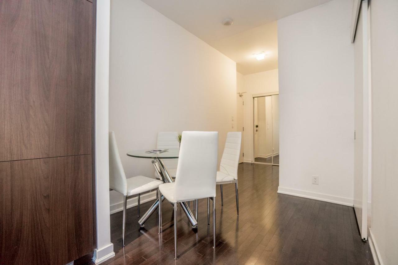 Aaira Suites Toronto Extérieur photo