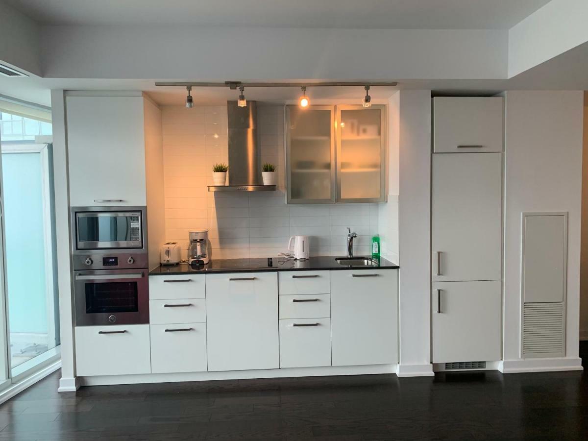 Aaira Suites Toronto Extérieur photo