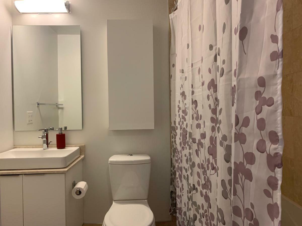 Aaira Suites Toronto Extérieur photo