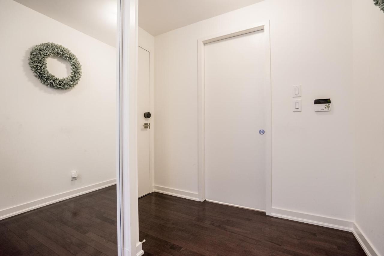 Aaira Suites Toronto Extérieur photo