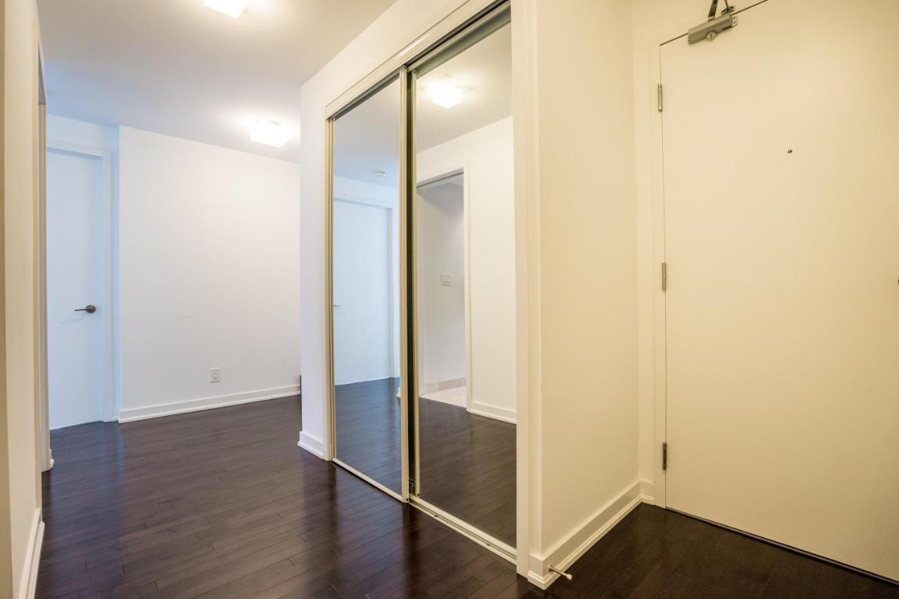 Aaira Suites Toronto Extérieur photo