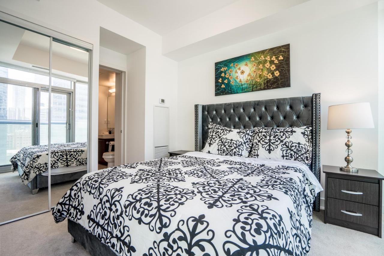 Aaira Suites Toronto Extérieur photo