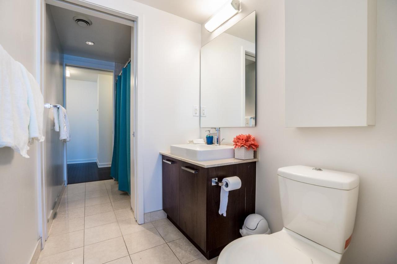 Aaira Suites Toronto Extérieur photo